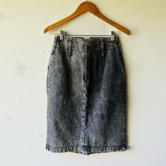 Vintage Prezzia Denim Skirt - Picture 4 of 7